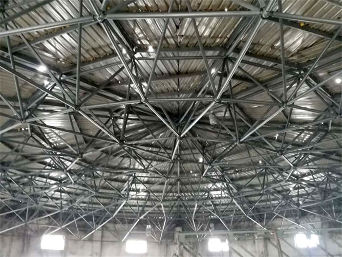 牡丹江洗煤厂蓄水池网架